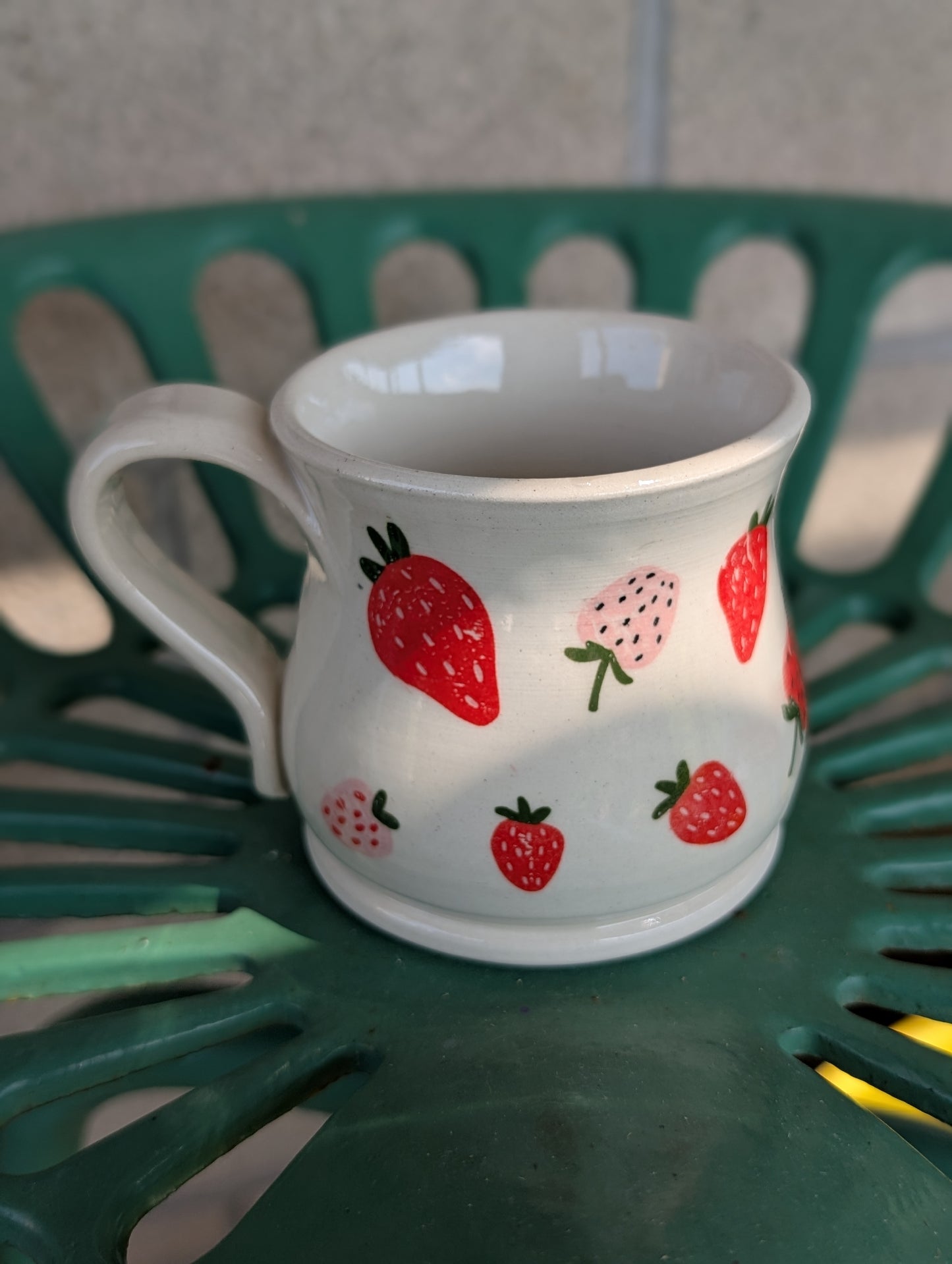 Strawberry dreams mug